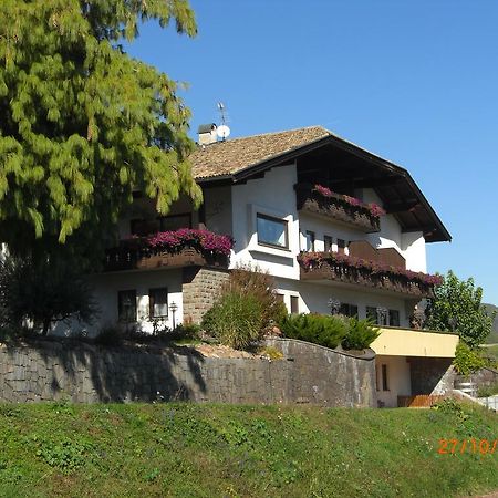 Garni Runggner Traubenhof Hotel Termeno Kültér fotó