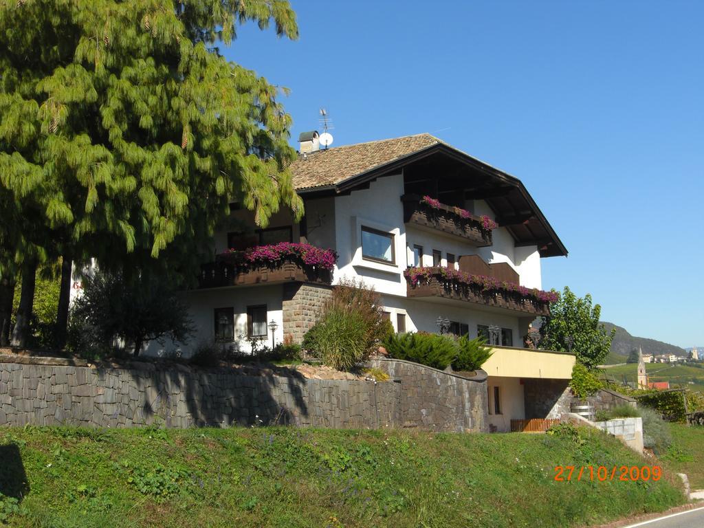 Garni Runggner Traubenhof Hotel Termeno Kültér fotó
