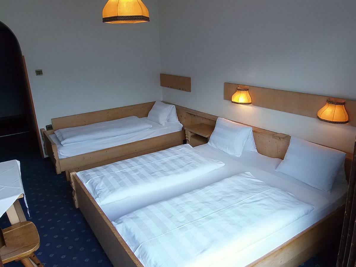 Garni Runggner Traubenhof Hotel Termeno Kültér fotó