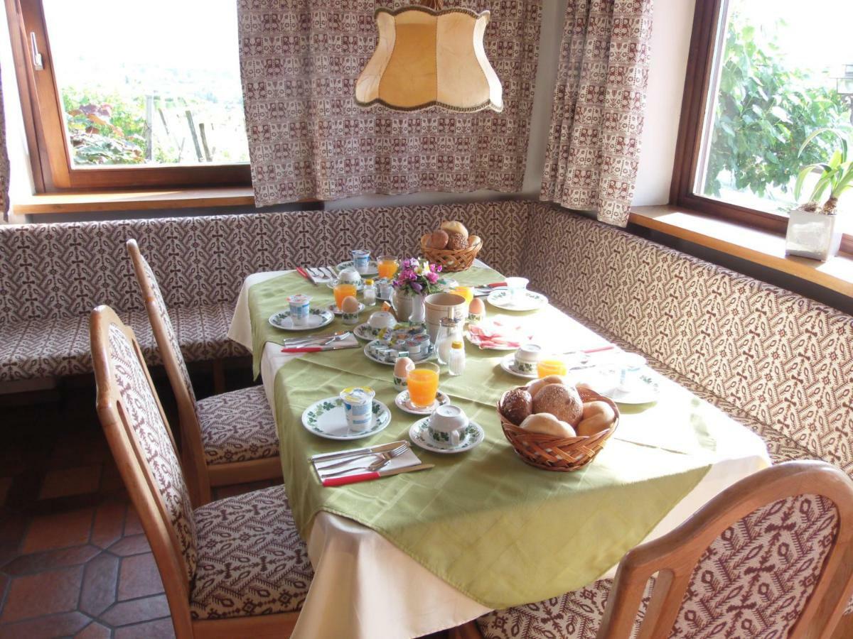 Garni Runggner Traubenhof Hotel Termeno Kültér fotó