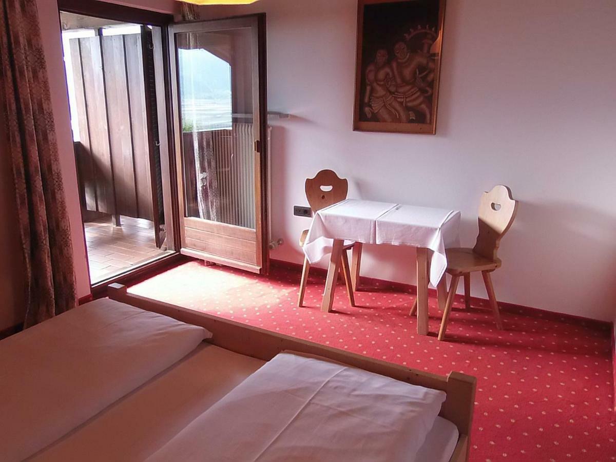 Garni Runggner Traubenhof Hotel Termeno Kültér fotó